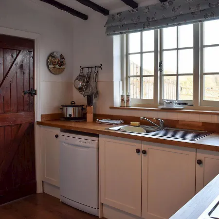 Yew Tree Cottage * East Ayton