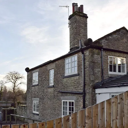 펜션 Yew Tree Cottage